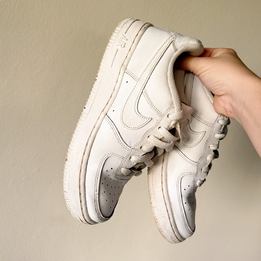 Nike Air Force 1 (6.5W)