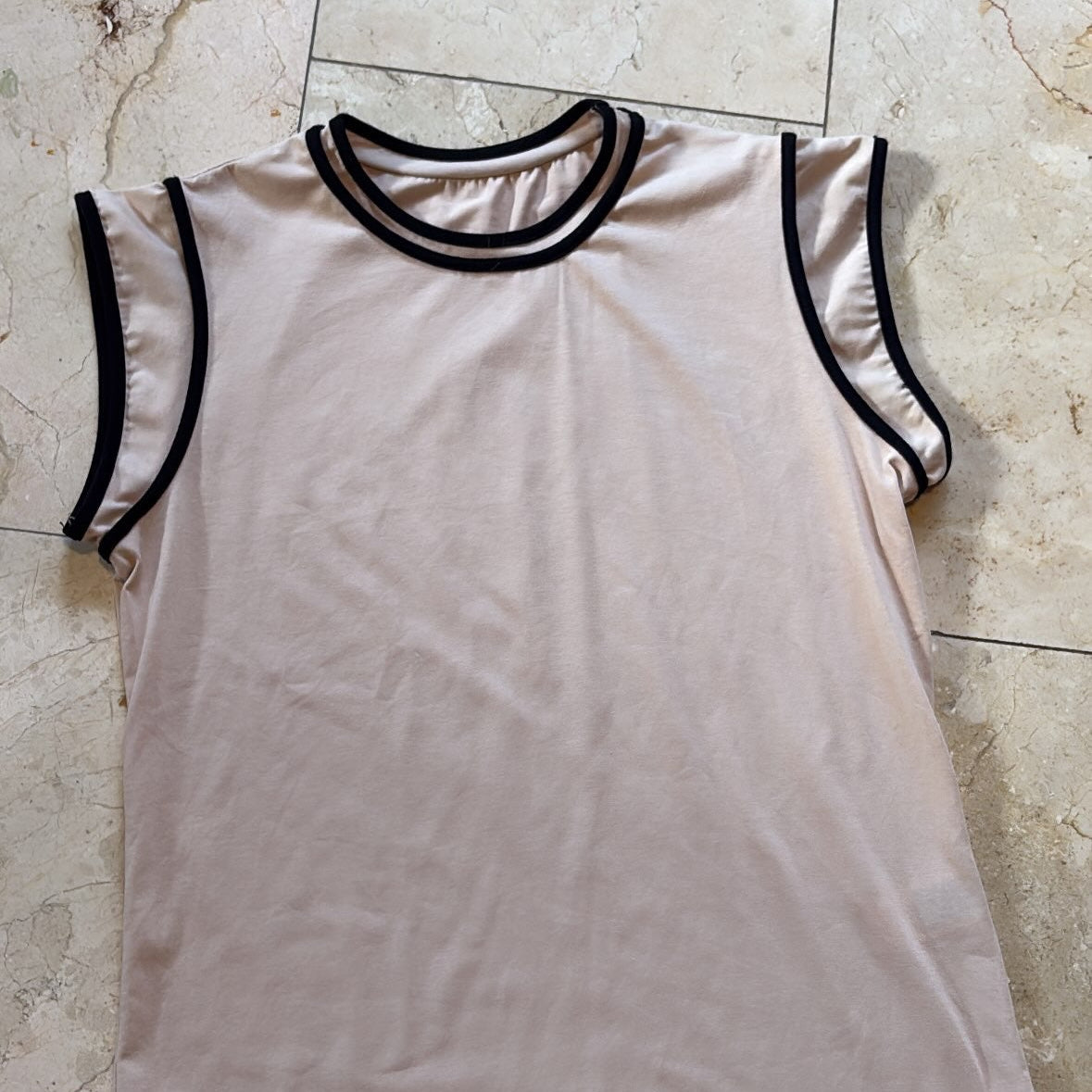 SHEIN Blusa Beige/Negra
