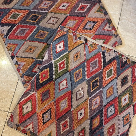 Cojines Geométricos (2)