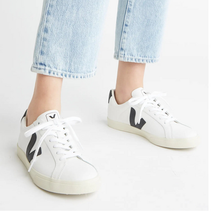 Veja Esplar Leather White Black (7W)