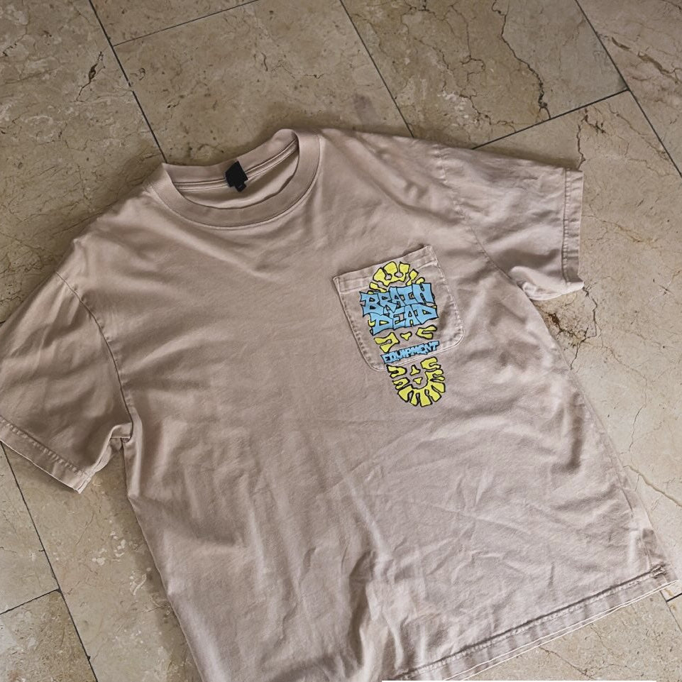 Brain Dead T-Shirt Gráfico