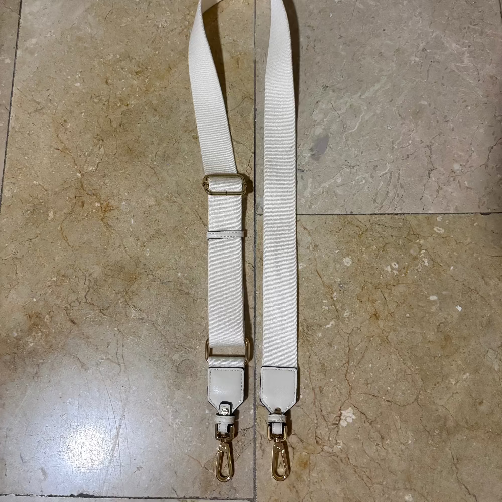 Calvin Klein Bag Strap Blanco/Dorado