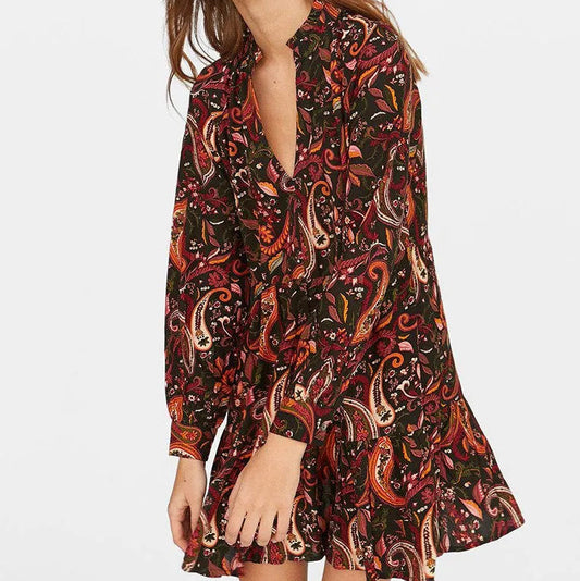 Stradivarius Vestido Paisley