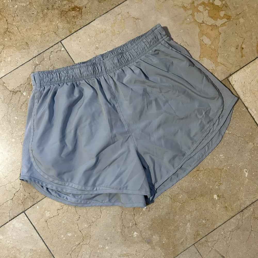 Nike Dri-Fit Tempo Shorts Gris