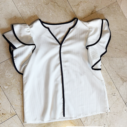 SHEIN Blusa Blanca con Vuelos