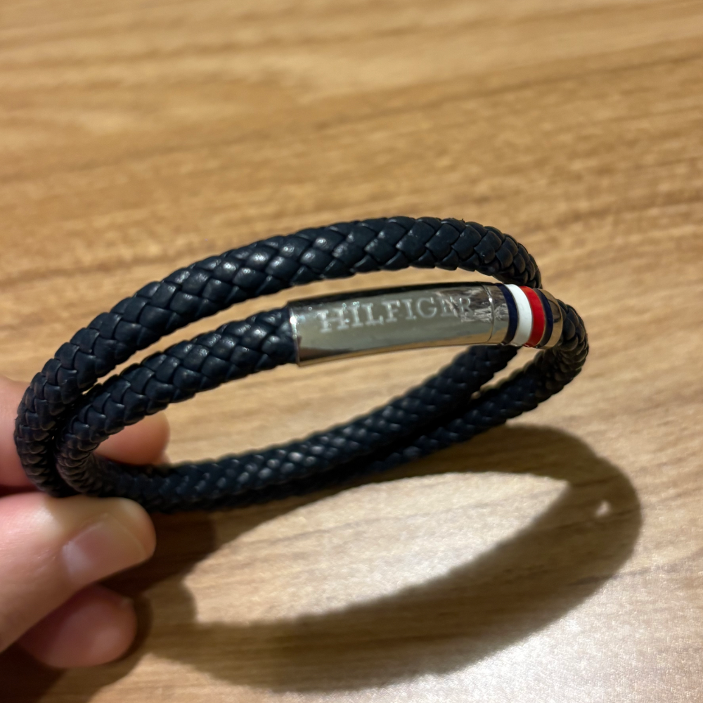Tommy Hilfiger Brazalete Trenzado Doble de Leather