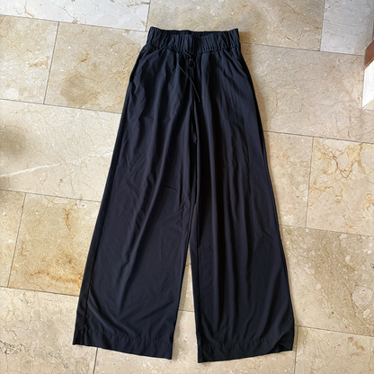 All in Motion Women's Loose Fit Woven Wide Leg Pants (S/M)