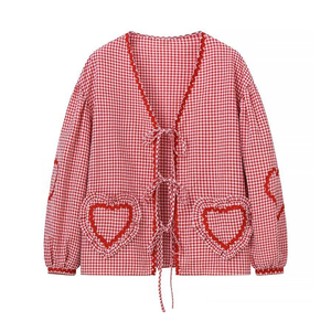 SHEIN Blusa Tie-Up de Corazones