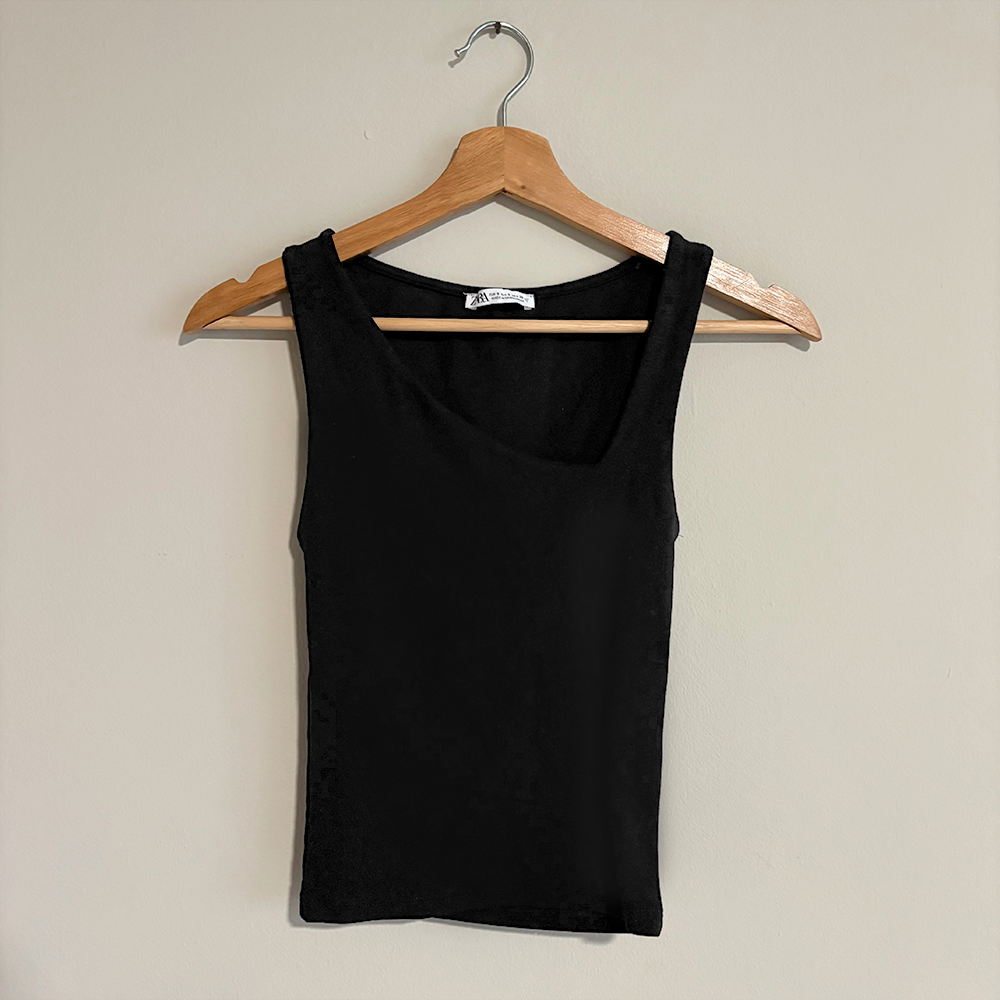Zara Top Negro Asimetrico (M)